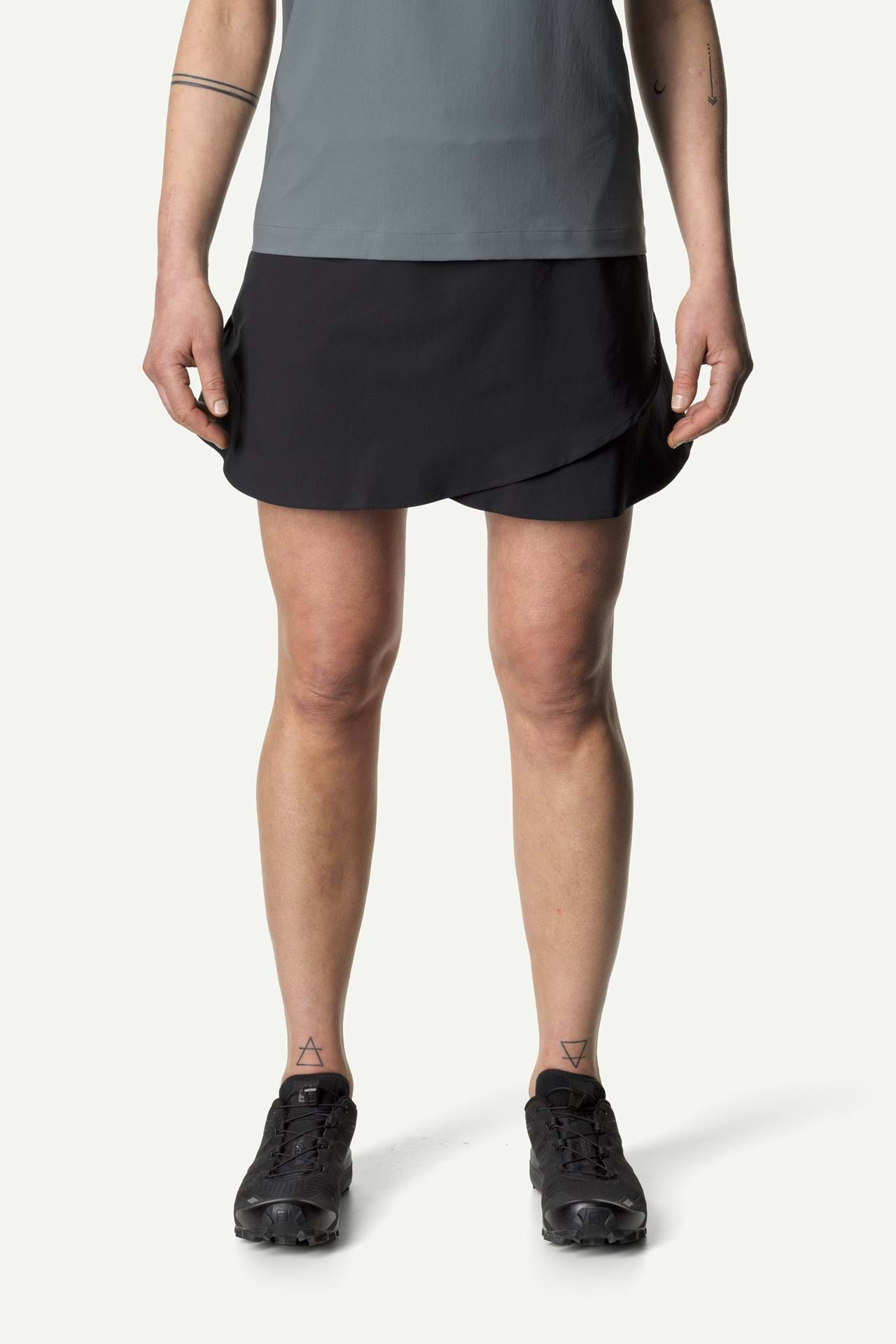 Houdini - W's Skort - Recycled Polyester - Weekendbee - sustainable sportswear