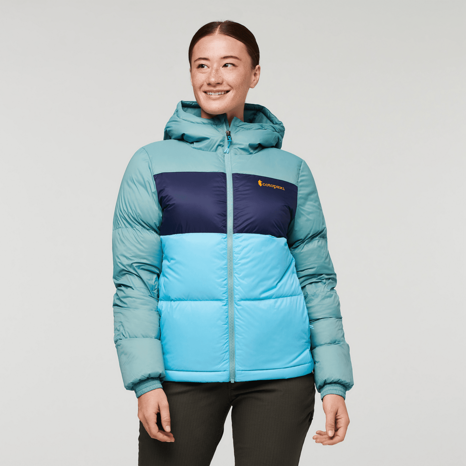 Cotopaxi W's Solazo Hooded Down Jacket - Responsibly sourced down Bluegrass & Blue Sky Jacket