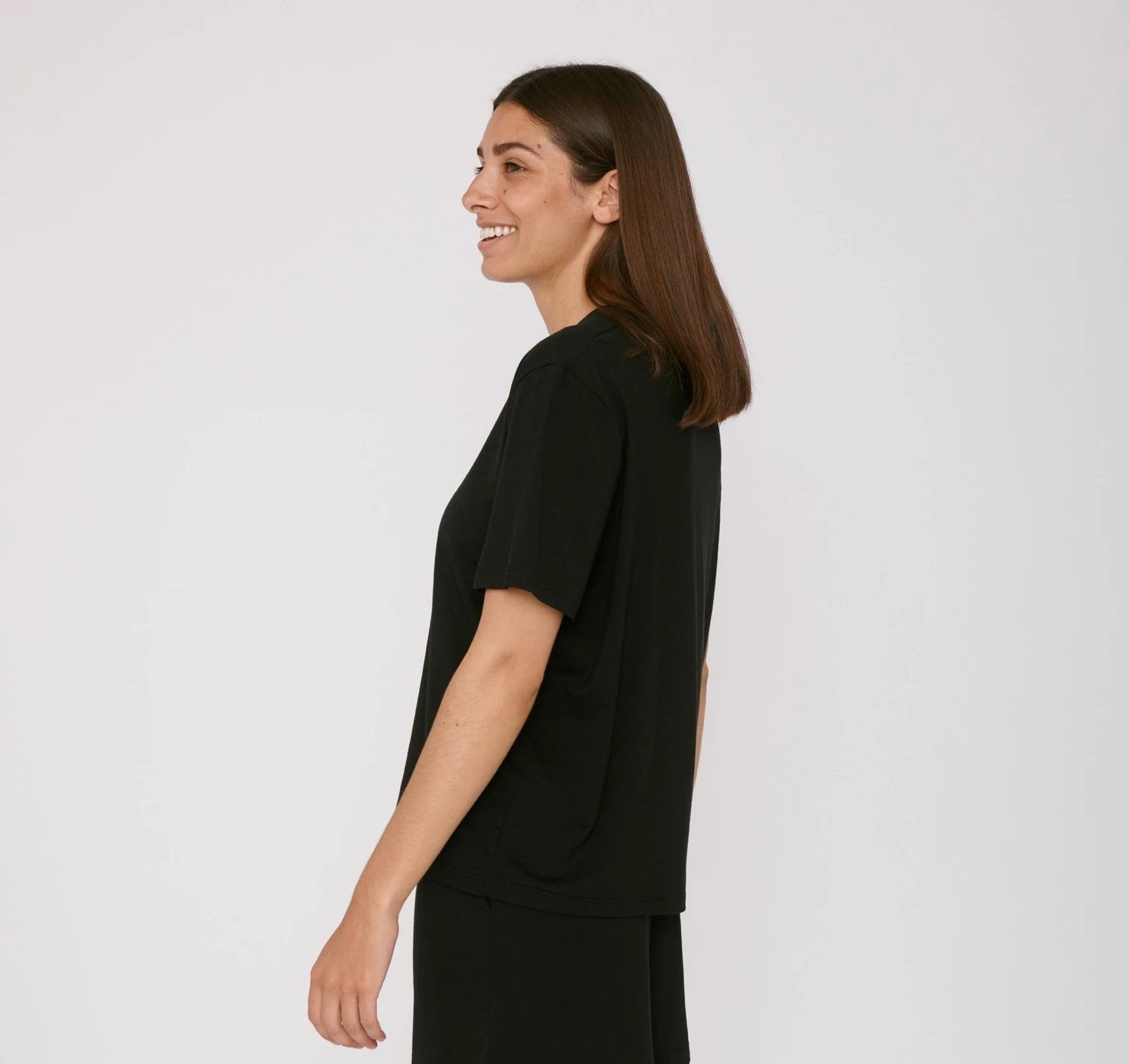 Organic Basics W's TENCEL Lite Tee Black Shirt