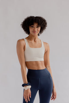 Girlfriend Collective W's Tommy Bra Square Neck - Made from Recycled Plastic Bottles Ivory Underwear