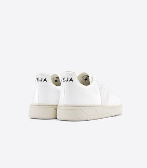 Veja W's V-10 CWL - Cotton Worked as Leather Full White
