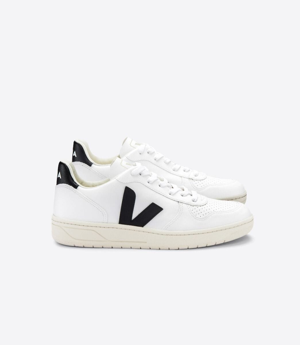 Veja W's V-10 CWL - Cotton Worked as Leather White Black Shoes