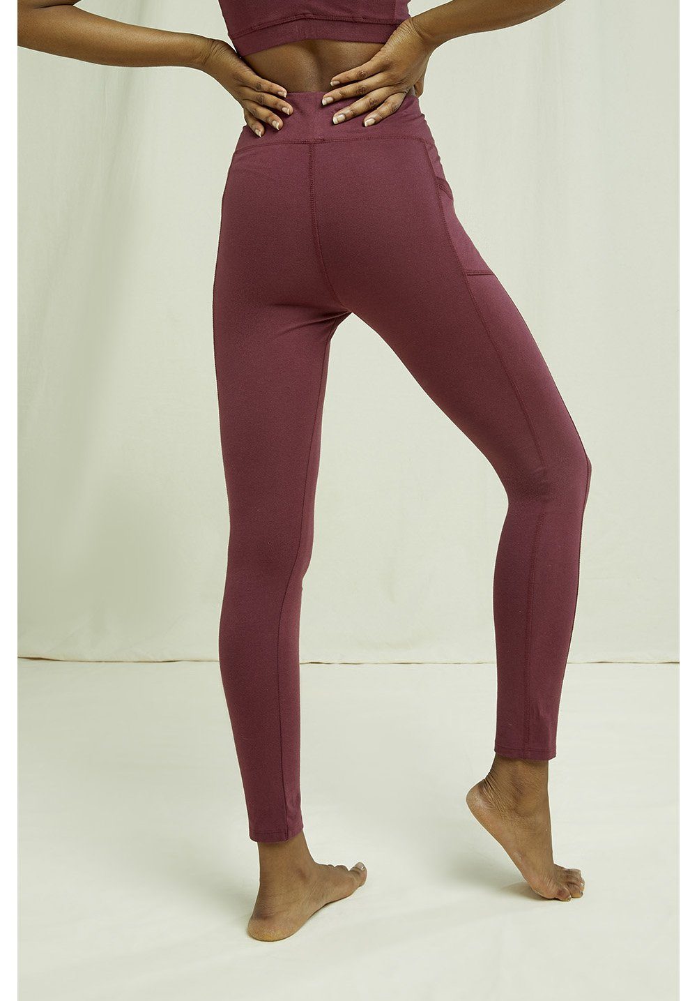 People Tree - W's Yoga Pocket Leggings - Organic Cotton - Weekendbee - sustainable sportswear