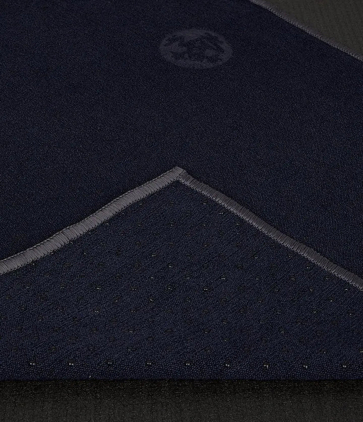 Yogitoes® Yoga Hand Towel - Made from recycled bottles Yoga equipment Manduka