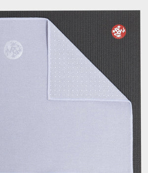 Manduka Yogitoes® Yoga Hand Towel - Made from recycled bottles Lavender